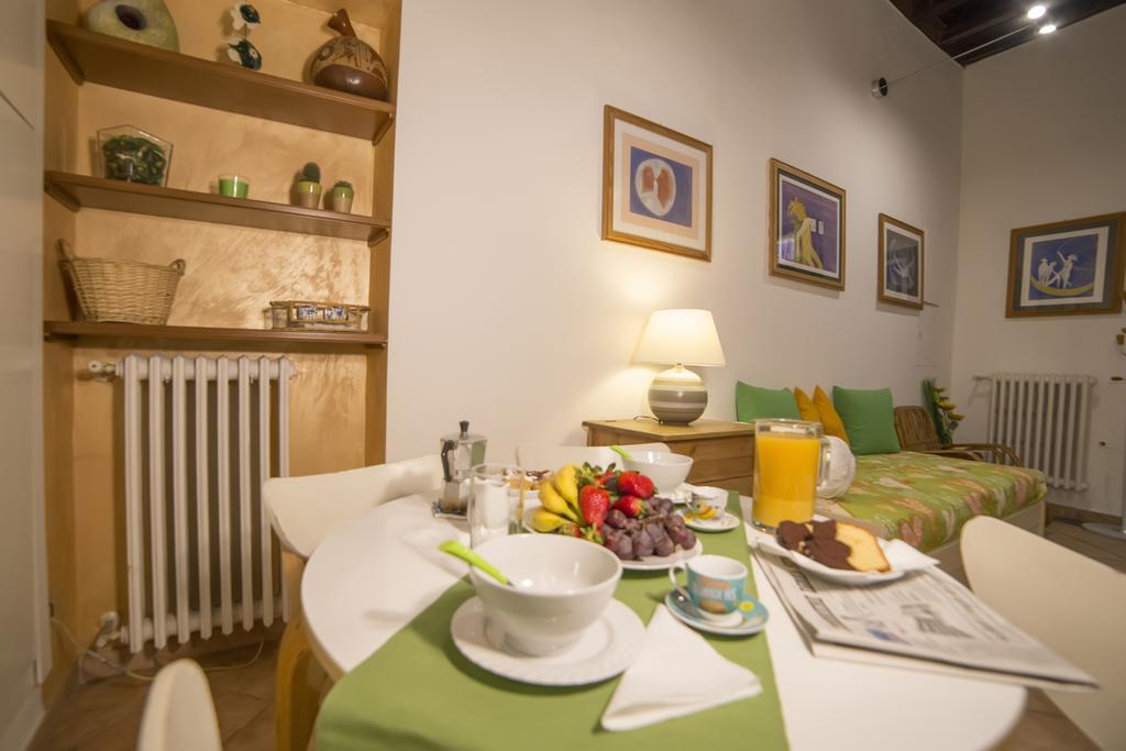 Coliseum Rome Apartments Roma Quarto foto